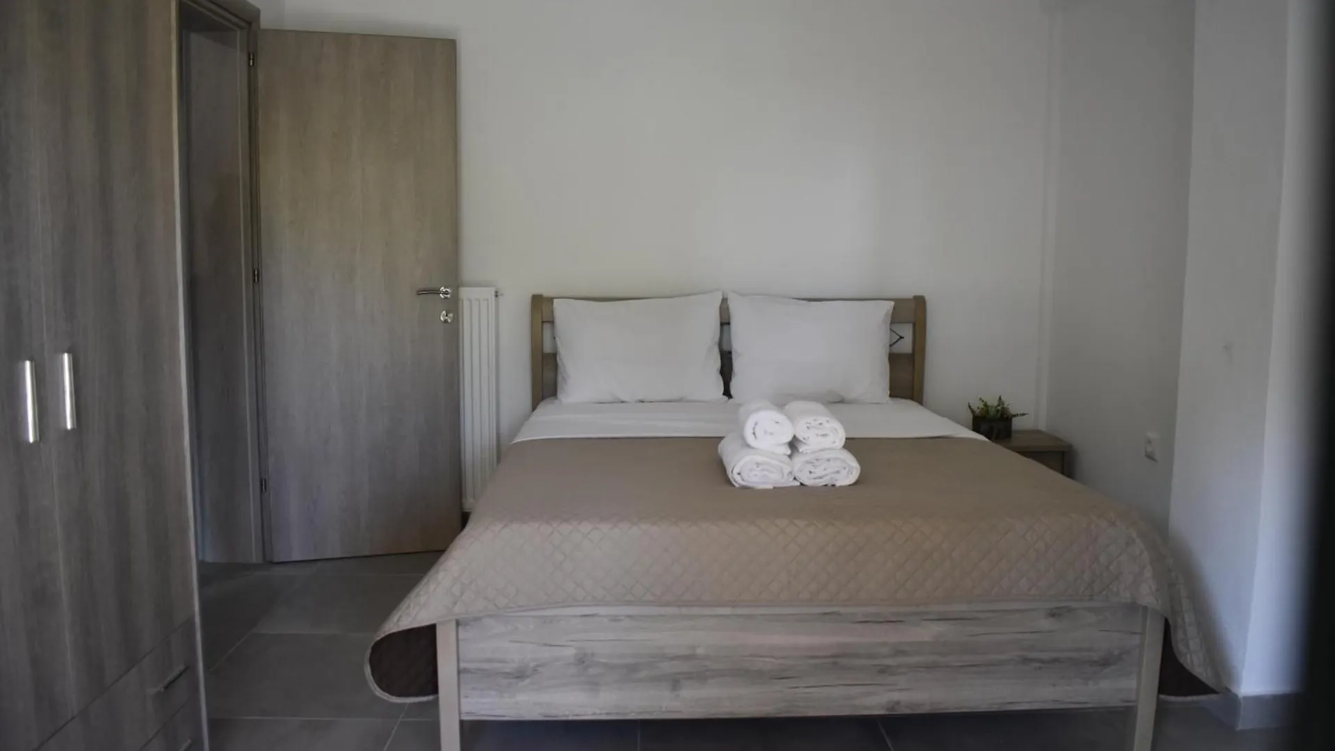 Irina'S Apartment 사코우디아