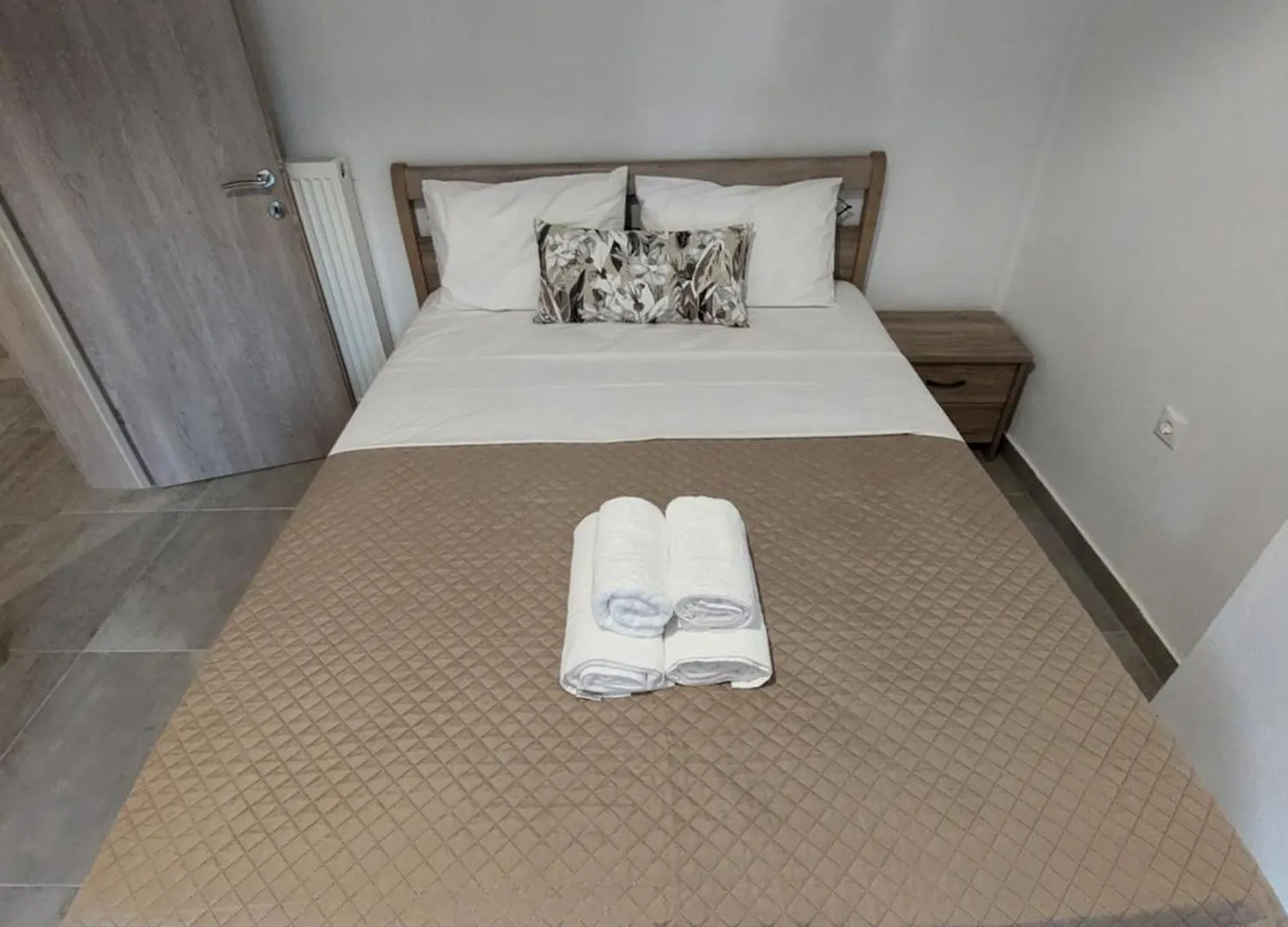 Irina'S Apartment 사코우디아
